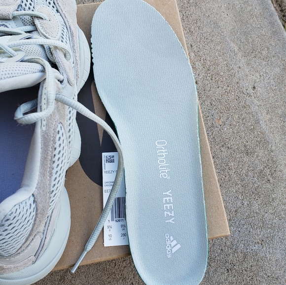 Yeezy 500 main image 12